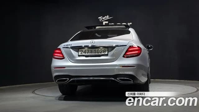 2017 Mercedes-Benz E-Class W213 E350d Sold VIN WDDZF3DB3HA193811 – rear exterior 2017 Mercedes-Benz E-Class W213 E350d Sold VIN WDDZF3DB3HA193811 – rear exterior