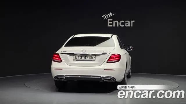 2018 Mercedes-Benz E-Class W213 E200 Avantgarde Sold VIN WDDZF4CB0JA421485 – photo 17 2018 Mercedes-Benz E-Class W213 E200 Avantgarde Sold VIN WDDZF4CB0JA421485 – photo 17