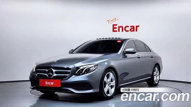 2018 Mercedes-Benz E-Class W213 E200 Avantgarde Sold VIN WDDZF4CB2JA379899 – front exterior 2018 Mercedes-Benz E-Class W213 E200 Avantgarde Sold VIN WDDZF4CB2JA379899 – front exterior