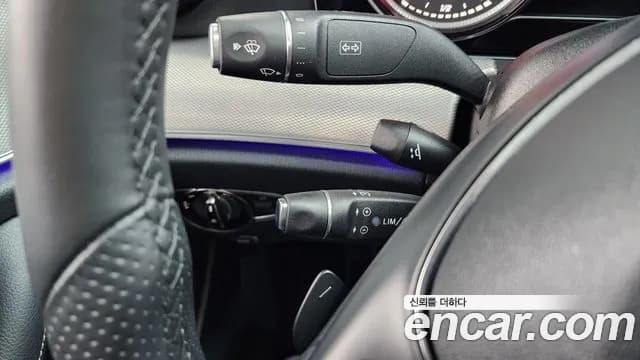 2018 Mercedes-Benz E-Class W213 E200 Avantgarde Sold VIN WDDZF4CB2JA379899 – engine bay 2018 Mercedes-Benz E-Class W213 E200 Avantgarde Sold VIN WDDZF4CB2JA379899 – engine bay