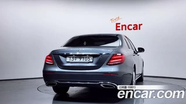 2018 Mercedes-Benz E-Class W213 E200 Avantgarde Sold VIN WDDZF4CB2JA379899 – photo 13 2018 Mercedes-Benz E-Class W213 E200 Avantgarde Sold VIN WDDZF4CB2JA379899 – photo 13