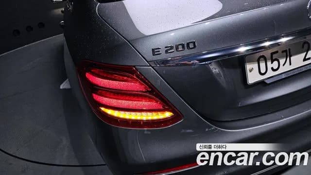 2018 Mercedes-Benz E-Class W213 E200 Avantgarde Sold VIN WDDZF4CB2JA389929 – interior seats 2018 Mercedes-Benz E-Class W213 E200 Avantgarde Sold VIN WDDZF4CB2JA389929 – interior seats