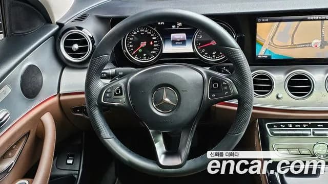 2018 Mercedes-Benz E-Class W213 E200 Avantgarde Sold VIN WDDZF4CB2JA389929 – odometer reading 2018 Mercedes-Benz E-Class W213 E200 Avantgarde Sold VIN WDDZF4CB2JA389929 – odometer reading