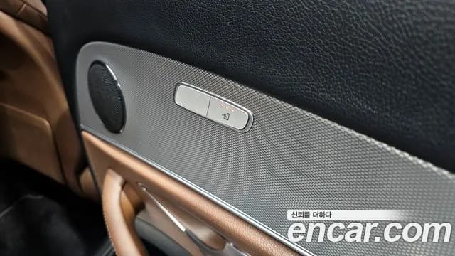 2018 Mercedes-Benz E-Class W213 E200 Avantgarde Sold VIN WDDZF4CB2JA389929 – photo 16 2018 Mercedes-Benz E-Class W213 E200 Avantgarde Sold VIN WDDZF4CB2JA389929 – photo 16