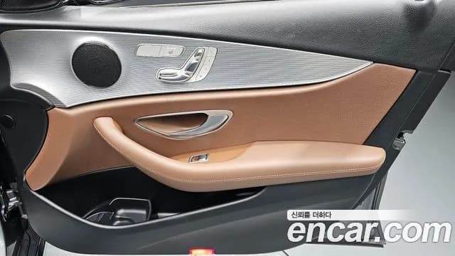 2018 Mercedes-Benz E-Class W213 E200 Avantgarde Sold VIN WDDZF4CB2JA389929 – photo 22 2018 Mercedes-Benz E-Class W213 E200 Avantgarde Sold VIN WDDZF4CB2JA389929 – photo 22