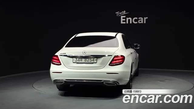 2018 Mercedes-Benz E-Class W213 E200 Avantgarde Sold VIN WDDZF4CB3JA385548 – photo 19 2018 Mercedes-Benz E-Class W213 E200 Avantgarde Sold VIN WDDZF4CB3JA385548 – photo 19