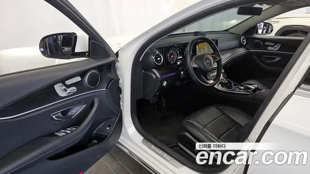 2018 Mercedes-Benz E-Class W213 E200 Avantgarde Sold VIN WDDZF4CB4JA326847 – photo 12 2018 Mercedes-Benz E-Class W213 E200 Avantgarde Sold VIN WDDZF4CB4JA326847 – photo 12