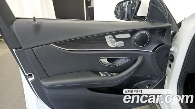 2018 Mercedes-Benz E-Class W213 E200 Avantgarde Sold VIN WDDZF4CB4JA326847 – photo 23 2018 Mercedes-Benz E-Class W213 E200 Avantgarde Sold VIN WDDZF4CB4JA326847 – photo 23