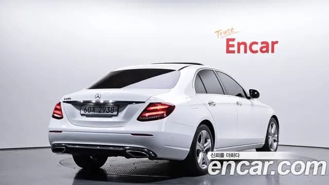 2018 Mercedes-Benz E-Class W213 E200 Avantgarde Sold VIN WDDZF4CB5JA395353 – engine bay 2018 Mercedes-Benz E-Class W213 E200 Avantgarde Sold VIN WDDZF4CB5JA395353 – engine bay