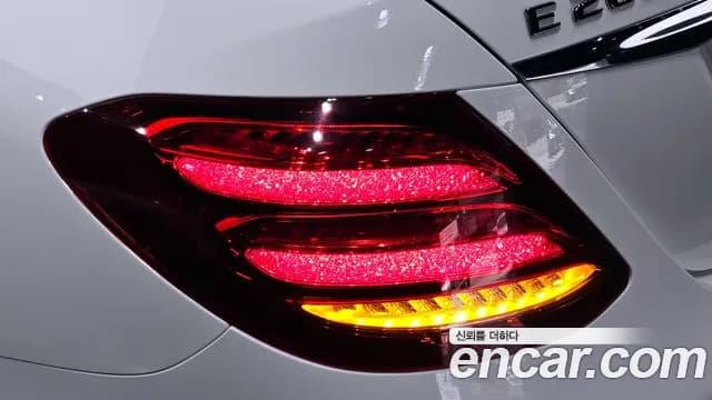 2018 Mercedes-Benz E-Class W213 E200 Avantgarde Sold VIN WDDZF4CB5JA395353 – undercarriage 2018 Mercedes-Benz E-Class W213 E200 Avantgarde Sold VIN WDDZF4CB5JA395353 – undercarriage