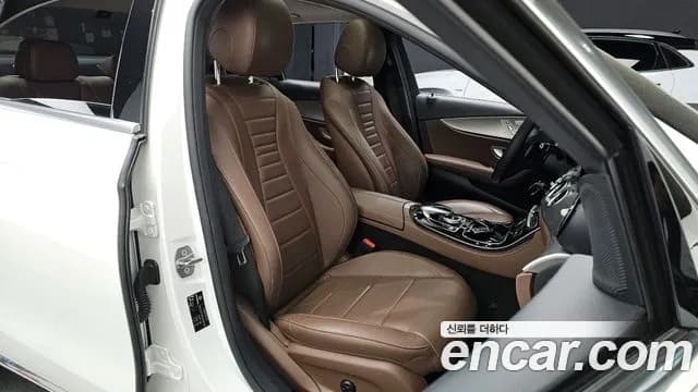 2018 Mercedes-Benz E-Class W213 E200 Avantgarde Sold VIN WDDZF4CB5JA395353 – photo 17 2018 Mercedes-Benz E-Class W213 E200 Avantgarde Sold VIN WDDZF4CB5JA395353 – photo 17