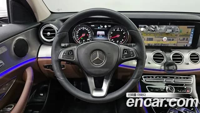 2018 Mercedes-Benz E-Class W213 E200 Avantgarde Sold VIN WDDZF4CB5JA395353 – photo 18 2018 Mercedes-Benz E-Class W213 E200 Avantgarde Sold VIN WDDZF4CB5JA395353 – photo 18
