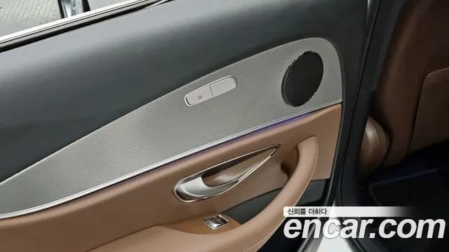 2018 Mercedes-Benz E-Class W213 E200 Avantgarde Sold VIN WDDZF4CB5JA395353 – photo 22 2018 Mercedes-Benz E-Class W213 E200 Avantgarde Sold VIN WDDZF4CB5JA395353 – photo 22