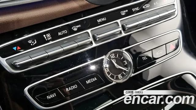 2018 Mercedes-Benz E-Class W213 E200 Avantgarde Sold VIN WDDZF4CB5JA395353 – photo 26 2018 Mercedes-Benz E-Class W213 E200 Avantgarde Sold VIN WDDZF4CB5JA395353 – photo 26