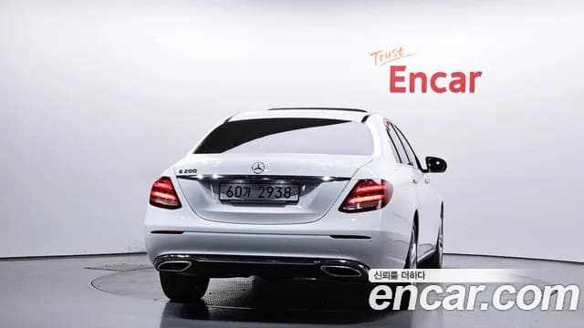 2018 Mercedes-Benz E-Class W213 E200 Avantgarde Sold VIN WDDZF4CB5JA395353 – photo 30 2018 Mercedes-Benz E-Class W213 E200 Avantgarde Sold VIN WDDZF4CB5JA395353 – photo 30