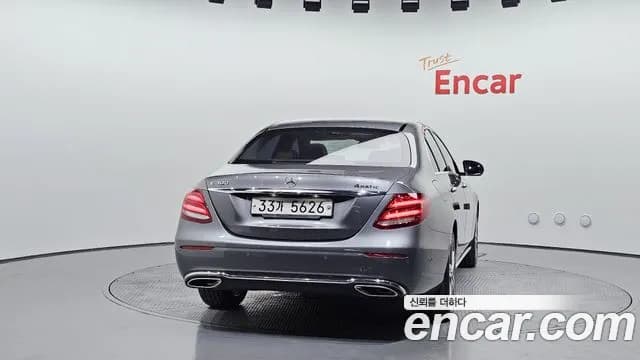 2017 Mercedes-Benz E-Class W213 E200 Avantgarde Sold VIN WDDZF4CB8HA142702 – photo 14 2017 Mercedes-Benz E-Class W213 E200 Avantgarde Sold VIN WDDZF4CB8HA142702 – photo 14