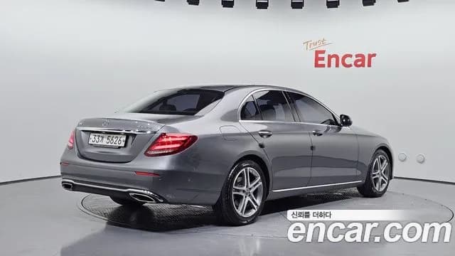 2017 Mercedes-Benz E-Class W213 E200 Avantgarde Sold VIN WDDZF4CB8HA142702 – photo 15 2017 Mercedes-Benz E-Class W213 E200 Avantgarde Sold VIN WDDZF4CB8HA142702 – photo 15