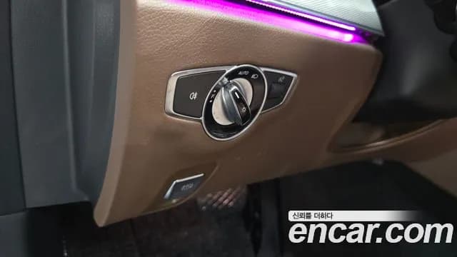2018 Mercedes-Benz E-Class W213 E200 Avantgarde Sold VIN WDDZF4CB8JA444027 – dashboard 2018 Mercedes-Benz E-Class W213 E200 Avantgarde Sold VIN WDDZF4CB8JA444027 – dashboard