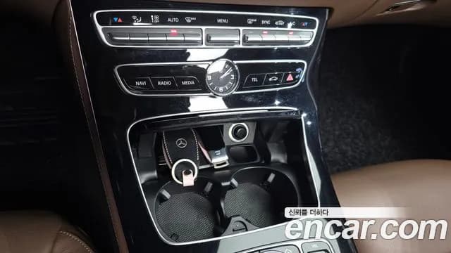 2018 Mercedes-Benz E-Class W213 E200 Avantgarde Sold VIN WDDZF4CB8JA444027 – odometer reading 2018 Mercedes-Benz E-Class W213 E200 Avantgarde Sold VIN WDDZF4CB8JA444027 – odometer reading