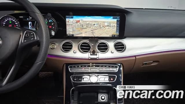 2018 Mercedes-Benz E-Class W213 E200 Avantgarde Sold VIN WDDZF4CB8JA444027 – photo 33 2018 Mercedes-Benz E-Class W213 E200 Avantgarde Sold VIN WDDZF4CB8JA444027 – photo 33