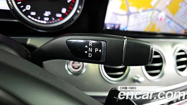 2017 Mercedes-Benz E-Class W213 E200 Avantgarde Sold VIN WDDZF4CB9HA129537 – undercarriage 2017 Mercedes-Benz E-Class W213 E200 Avantgarde Sold VIN WDDZF4CB9HA129537 – undercarriage