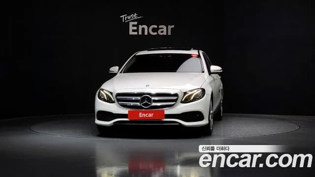 2017 Mercedes-Benz E-Class W213 E200 Avantgarde Sold VIN WDDZF4CB9HA129537 – photo 17 2017 Mercedes-Benz E-Class W213 E200 Avantgarde Sold VIN WDDZF4CB9HA129537 – photo 17