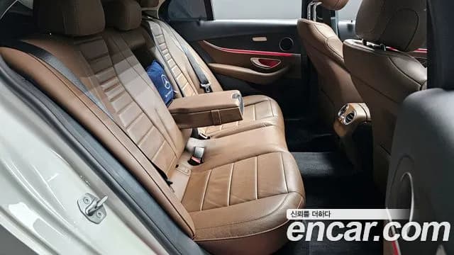 2017 Mercedes-Benz E-Class W213 E200 Avantgarde Sold VIN WDDZF4CBXHA263022 – photo 23 2017 Mercedes-Benz E-Class W213 E200 Avantgarde Sold VIN WDDZF4CBXHA263022 – photo 23