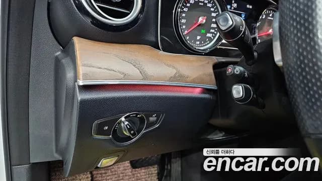 2018 Mercedes-Benz E-Class W213 E300 Exclusive Standard Sold VIN WDDZF4JB0JA323057 – photo 12 2018 Mercedes-Benz E-Class W213 E300 Exclusive Standard Sold VIN WDDZF4JB0JA323057 – photo 12