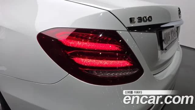 2017 Mercedes-Benz E-Class W213 E300 AV Intelligent Drive Sold VIN WDDZF4JB1HA172711 – rear exterior 2017 Mercedes-Benz E-Class W213 E300 AV Intelligent Drive Sold VIN WDDZF4JB1HA172711 – rear exterior