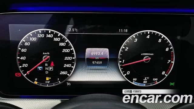 2019 Mercedes-Benz E-Class W213 E300 AMG Line Sold VIN WDDZF4JB1KA648494 – photo 17 2019 Mercedes-Benz E-Class W213 E300 AMG Line Sold VIN WDDZF4JB1KA648494 – photo 17