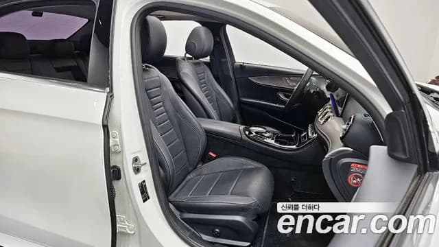 2019 Mercedes-Benz E-Class W213 E300 AMG Line Sold VIN WDDZF4JB1KA648494 – photo 19 2019 Mercedes-Benz E-Class W213 E300 AMG Line Sold VIN WDDZF4JB1KA648494 – photo 19