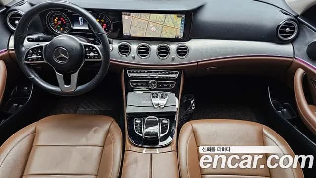 2019 Mercedes-Benz E-Class W213 E300 Avantgarde Sold VIN WDDZF4JB1KA661360 – engine bay 2019 Mercedes-Benz E-Class W213 E300 Avantgarde Sold VIN WDDZF4JB1KA661360 – engine bay