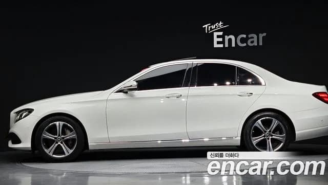 2019 Mercedes-Benz E-Class W213 E300 Avantgarde Sold VIN WDDZF4JB1KA661360 – photo 11 2019 Mercedes-Benz E-Class W213 E300 Avantgarde Sold VIN WDDZF4JB1KA661360 – photo 11