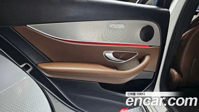 2019 Mercedes-Benz E-Class W213 E300 Avantgarde Sold VIN WDDZF4JB1KA661360 – photo 30 2019 Mercedes-Benz E-Class W213 E300 Avantgarde Sold VIN WDDZF4JB1KA661360 – photo 30