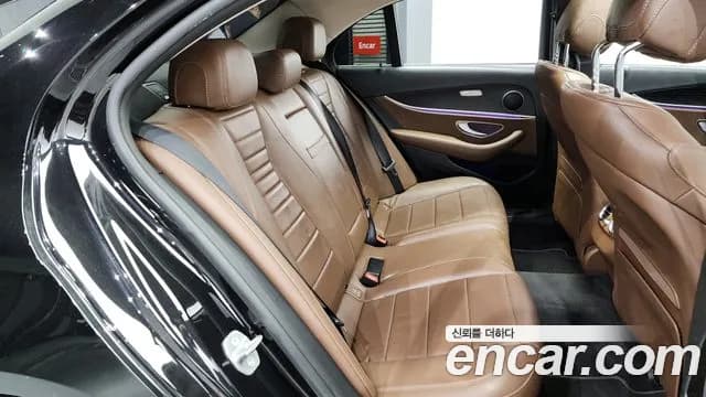 2017 Mercedes-Benz E-Class W213 E300 AV Intelligent Drive Sold VIN WDDZF4JB2HA262529 – rear exterior 2017 Mercedes-Benz E-Class W213 E300 AV Intelligent Drive Sold VIN WDDZF4JB2HA262529 – rear exterior