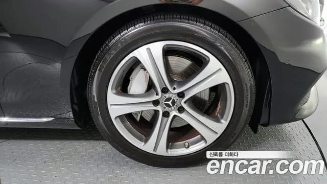 2017 Mercedes-Benz E-Class W213 E300 AV Intelligent Drive Sold VIN WDDZF4JB2HA262529 – photo 17 2017 Mercedes-Benz E-Class W213 E300 AV Intelligent Drive Sold VIN WDDZF4JB2HA262529 – photo 17