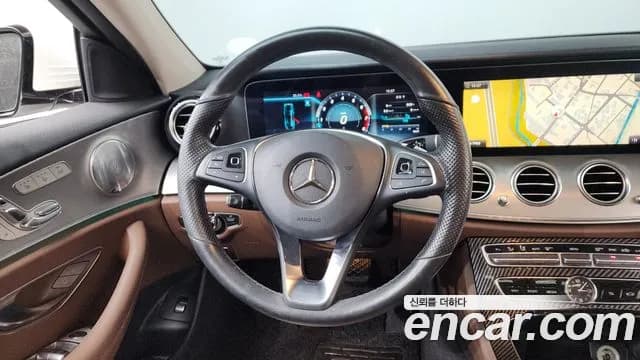 2018 Mercedes-Benz E-Class W213 E300 AMG Line Sold VIN WDDZF4JB2JA337090 – photo 11 2018 Mercedes-Benz E-Class W213 E300 AMG Line Sold VIN WDDZF4JB2JA337090 – photo 11