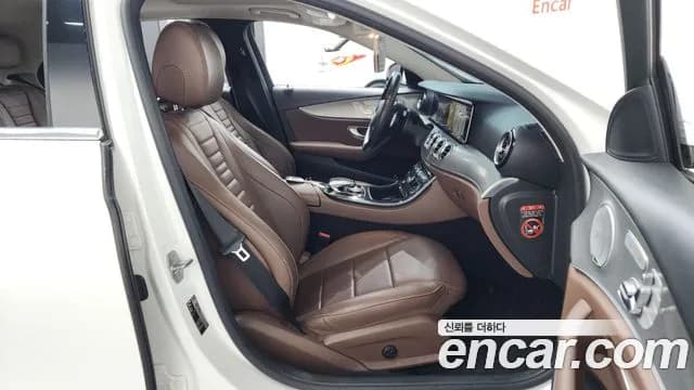 2018 Mercedes-Benz E-Class W213 E300 AMG Line Sold VIN WDDZF4JB2JA337090 – photo 30 2018 Mercedes-Benz E-Class W213 E300 AMG Line Sold VIN WDDZF4JB2JA337090 – photo 30