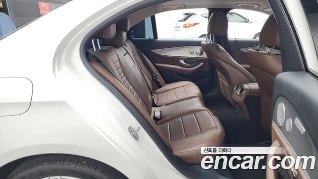 2018 Mercedes-Benz E-Class W213 E300 AMG Line Sold VIN WDDZF4JB2JA337090 – photo 33 2018 Mercedes-Benz E-Class W213 E300 AMG Line Sold VIN WDDZF4JB2JA337090 – photo 33