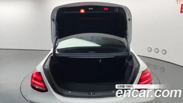 2018 Mercedes-Benz E-Class W213 E300 AMG Line Sold VIN WDDZF4JB2JA337090 – photo 35 2018 Mercedes-Benz E-Class W213 E300 AMG Line Sold VIN WDDZF4JB2JA337090 – photo 35