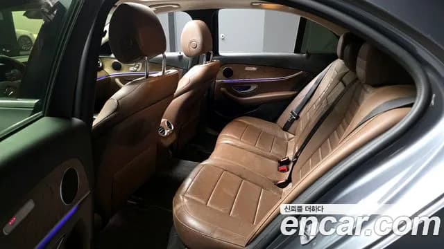 2018 Mercedes-Benz E-Class W213 E300 Exclusive Standard Sold VIN WDDZF4JB2JA340572 – photo 12 2018 Mercedes-Benz E-Class W213 E300 Exclusive Standard Sold VIN WDDZF4JB2JA340572 – photo 12