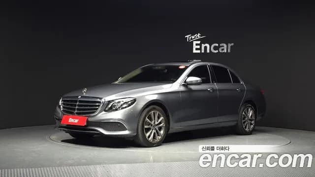 2018 Mercedes-Benz E-Class W213 E300 Exclusive Standard Sold VIN WDDZF4JB2JA340572 – photo 13 2018 Mercedes-Benz E-Class W213 E300 Exclusive Standard Sold VIN WDDZF4JB2JA340572 – photo 13