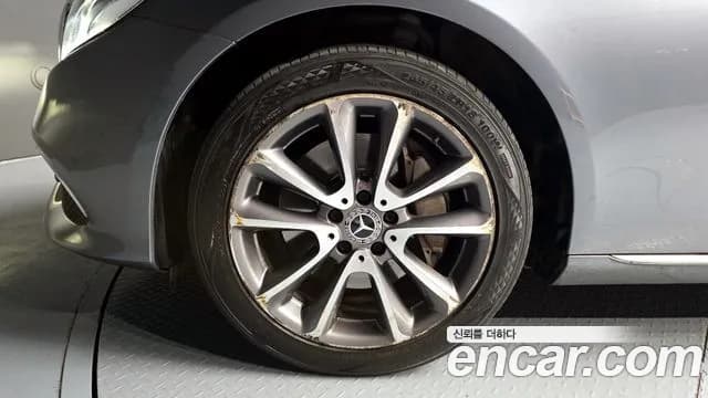 2018 Mercedes-Benz E-Class W213 E300 Exclusive Standard Sold VIN WDDZF4JB2JA340572 – photo 15 2018 Mercedes-Benz E-Class W213 E300 Exclusive Standard Sold VIN WDDZF4JB2JA340572 – photo 15