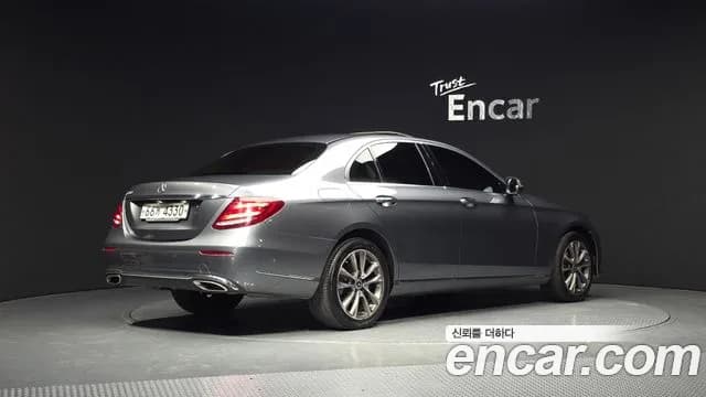 2018 Mercedes-Benz E-Class W213 E300 Exclusive Standard Sold VIN WDDZF4JB2JA340572 – photo 34 2018 Mercedes-Benz E-Class W213 E300 Exclusive Standard Sold VIN WDDZF4JB2JA340572 – photo 34