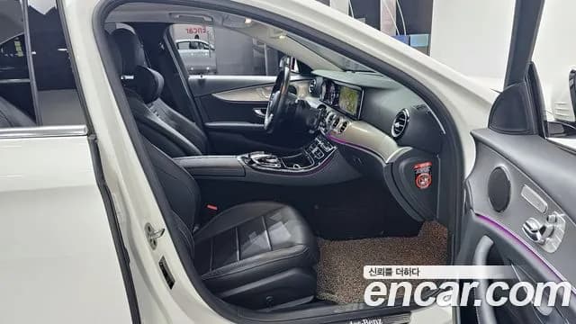 2019 Mercedes-Benz E-Class W213 E300 Avantgarde Sold VIN WDDZF4JB2KA542412 – side profile 2019 Mercedes-Benz E-Class W213 E300 Avantgarde Sold VIN WDDZF4JB2KA542412 – side profile