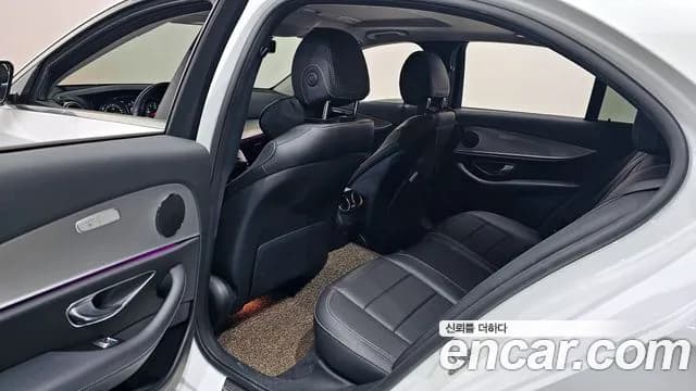 2019 Mercedes-Benz E-Class W213 E300 Avantgarde Sold VIN WDDZF4JB2KA542412 – photo 16 2019 Mercedes-Benz E-Class W213 E300 Avantgarde Sold VIN WDDZF4JB2KA542412 – photo 16