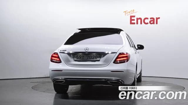 2019 Mercedes-Benz E-Class W213 E300 Exclusive Sold VIN WDDZF4JB2KA634071 – front exterior 2019 Mercedes-Benz E-Class W213 E300 Exclusive Sold VIN WDDZF4JB2KA634071 – front exterior