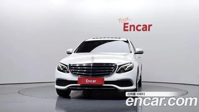 2018 Mercedes-Benz E-Class W213 E300 Exclusive Sold VIN WDDZF4JB3JA404165 – interior seats 2018 Mercedes-Benz E-Class W213 E300 Exclusive Sold VIN WDDZF4JB3JA404165 – interior seats