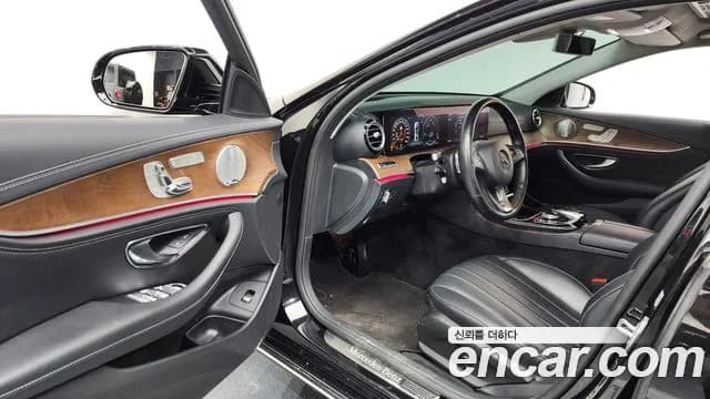 2018 Mercedes-Benz E-Class W213 E300 Exclusive Sold VIN WDDZF4JB3JA404330 – side profile 2018 Mercedes-Benz E-Class W213 E300 Exclusive Sold VIN WDDZF4JB3JA404330 – side profile