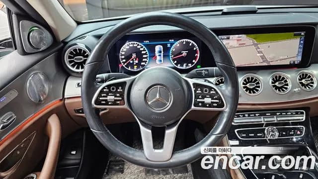 2019 Mercedes-Benz E-Class W213 E300 AMG Line Sold VIN WDDZF4JB4KA535168 – photo 14 2019 Mercedes-Benz E-Class W213 E300 AMG Line Sold VIN WDDZF4JB4KA535168 – photo 14
